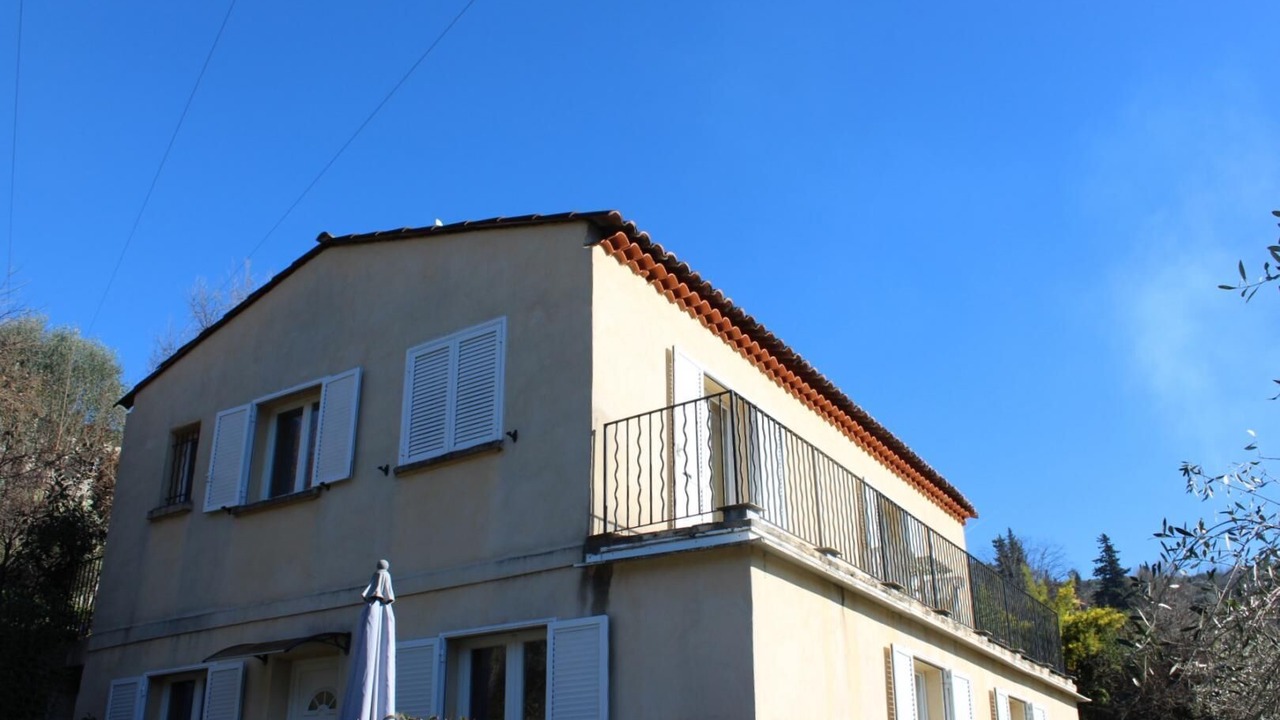 Photo of Outdoor in Contes