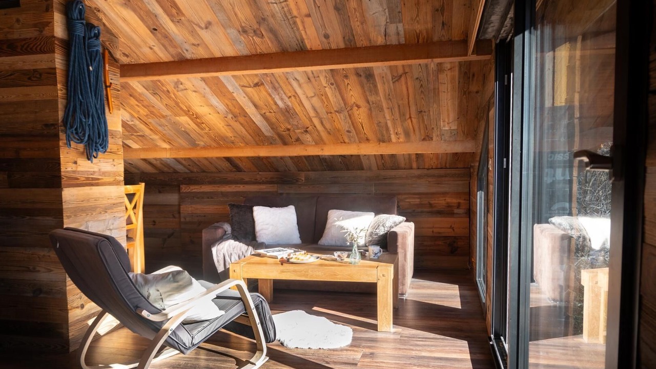 Photo of Others in Belvedere