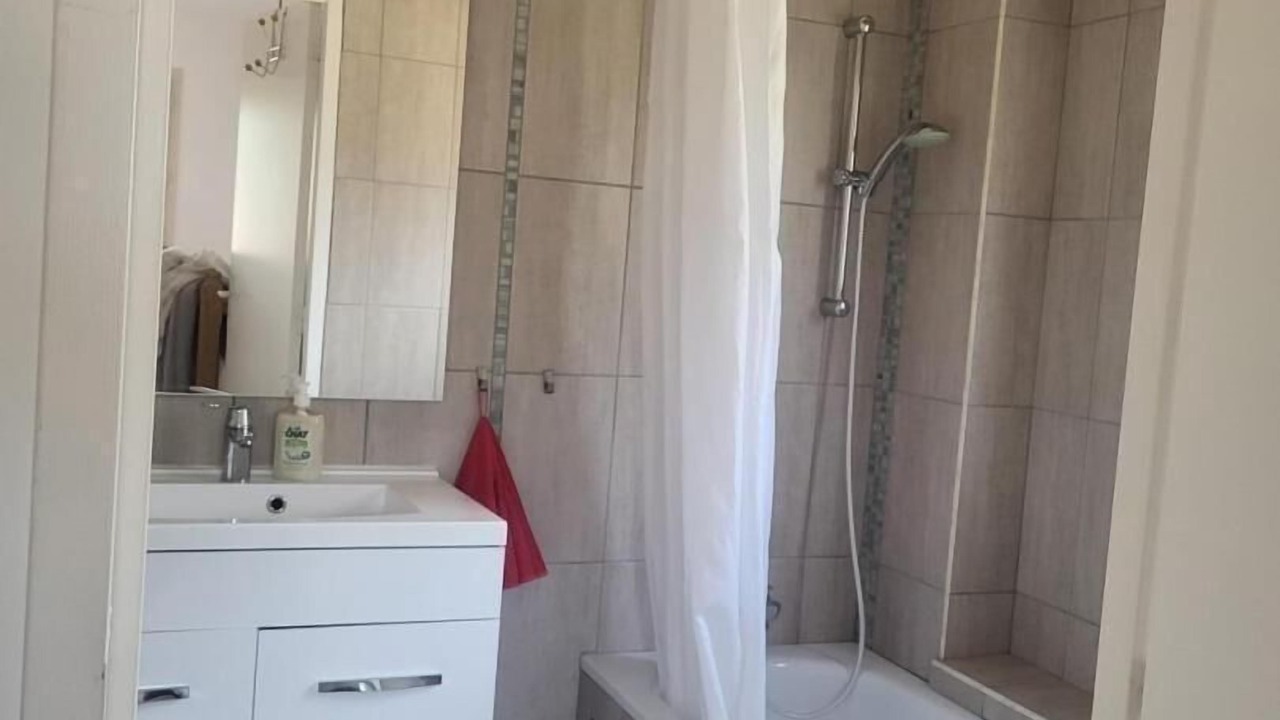 Photo of Bathroom in La Bollene-Vesubie