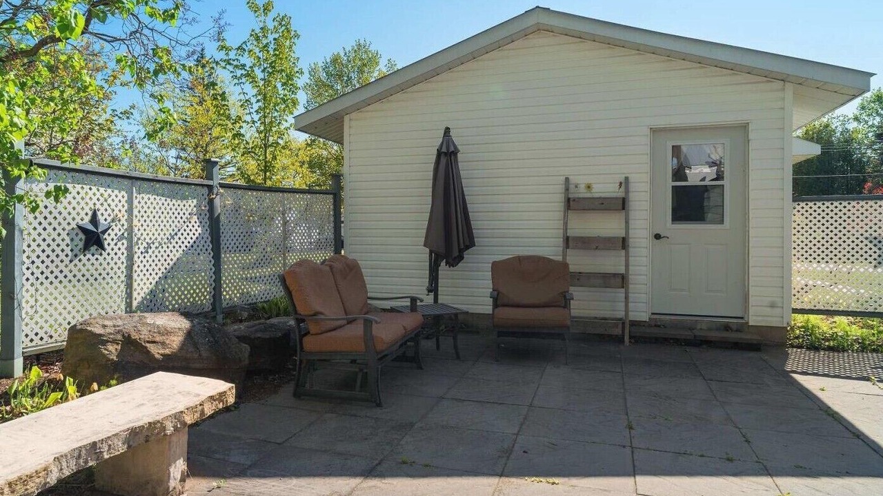 Photo of Outdoor in MacTier