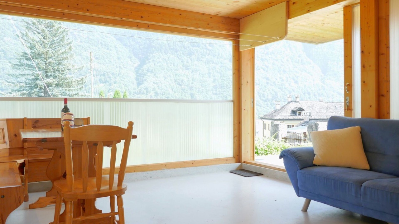 Photo of Bedroom in Grono