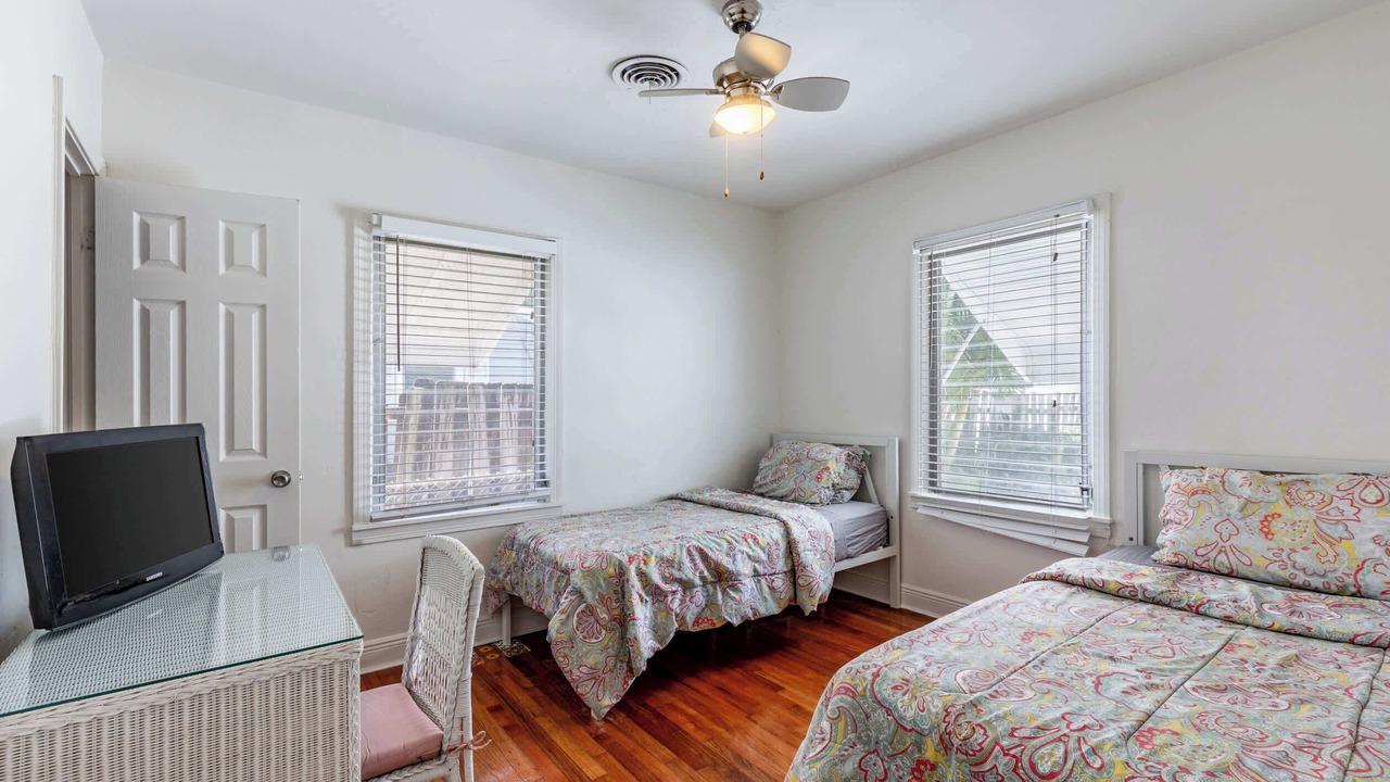 Photo of Bedroom in Lake Worth