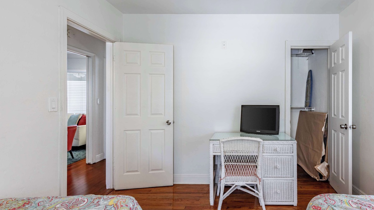 Photo of Bedroom in Lake Worth