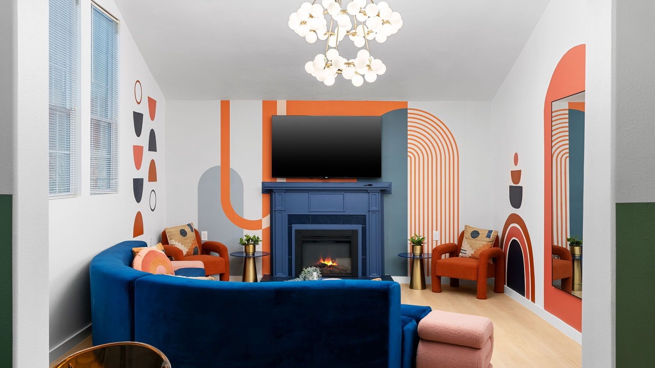 Photo of Livingroom in Greater South River City