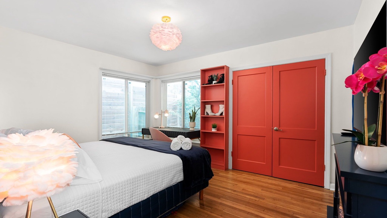 Photo of Bedroom in Greater South River City