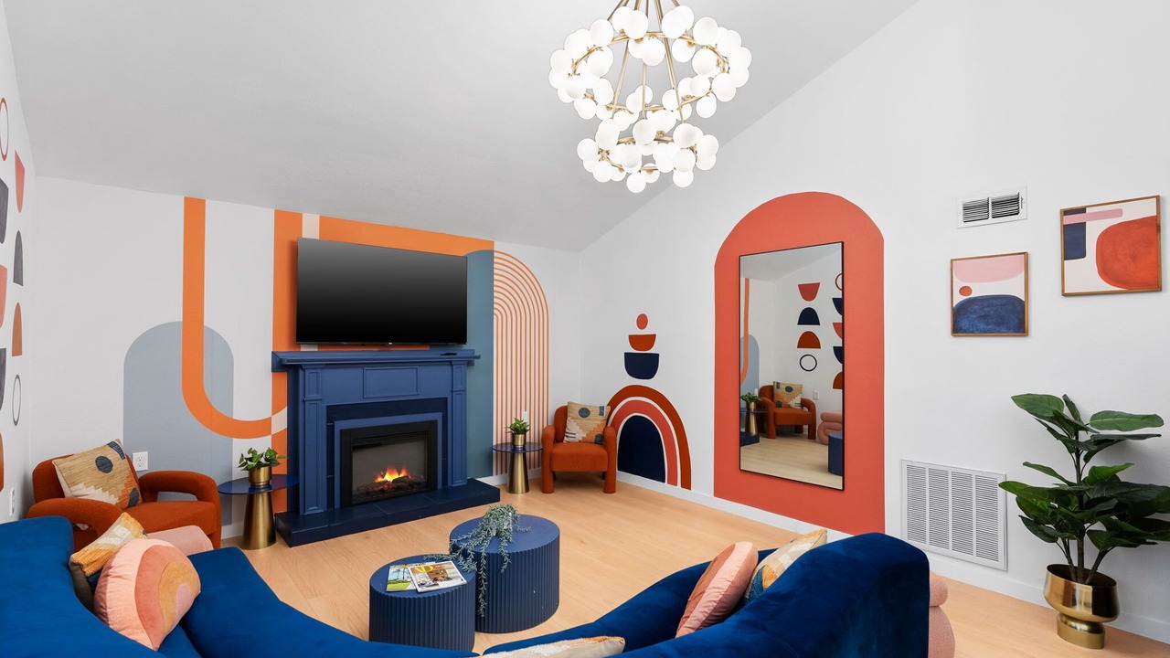 Photo of Livingroom in Greater South River City