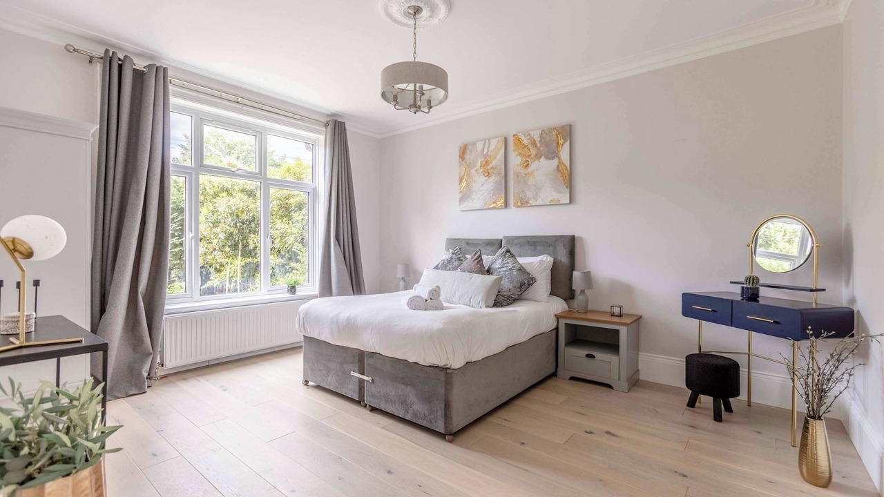 Photo of Bedroom in Ascot