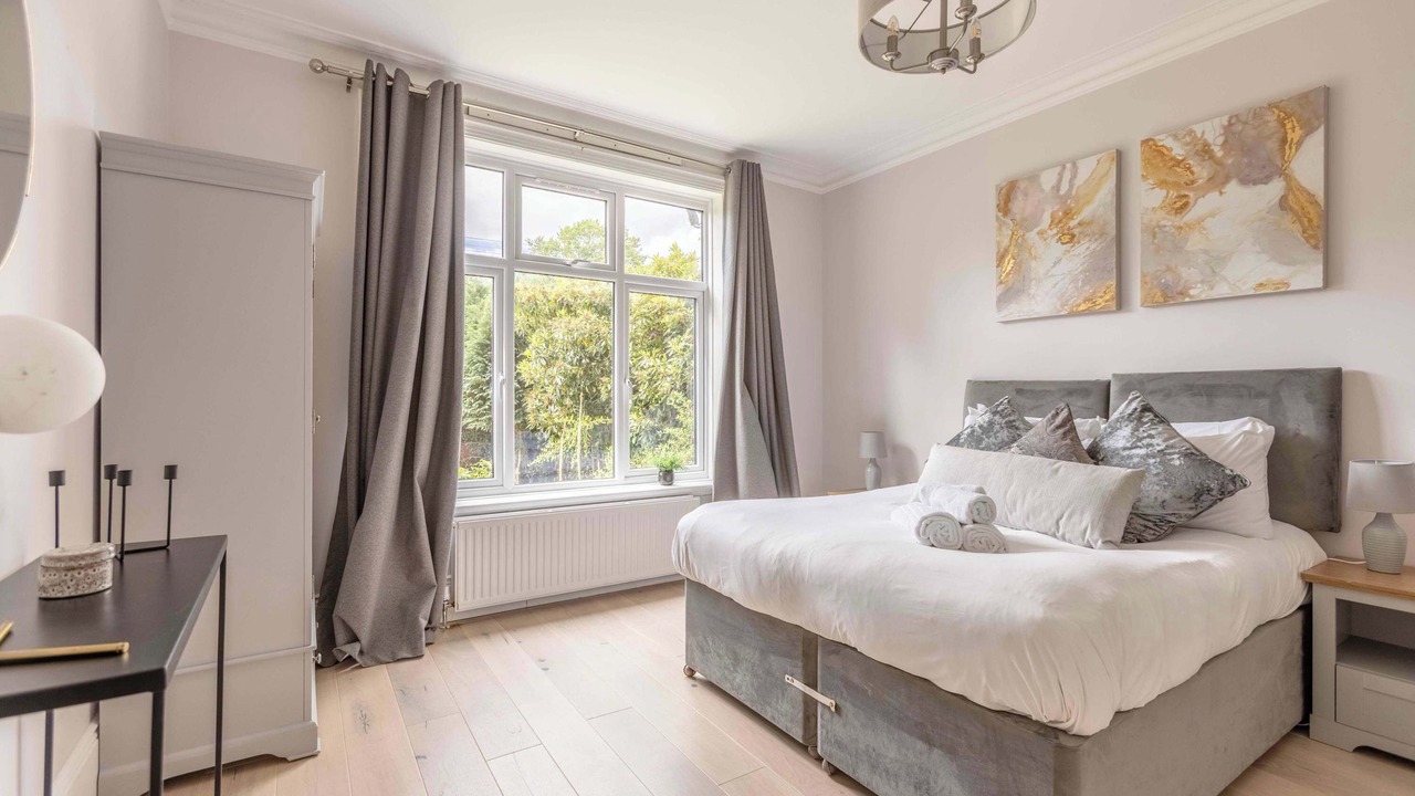 Photo of Bedroom in Ascot