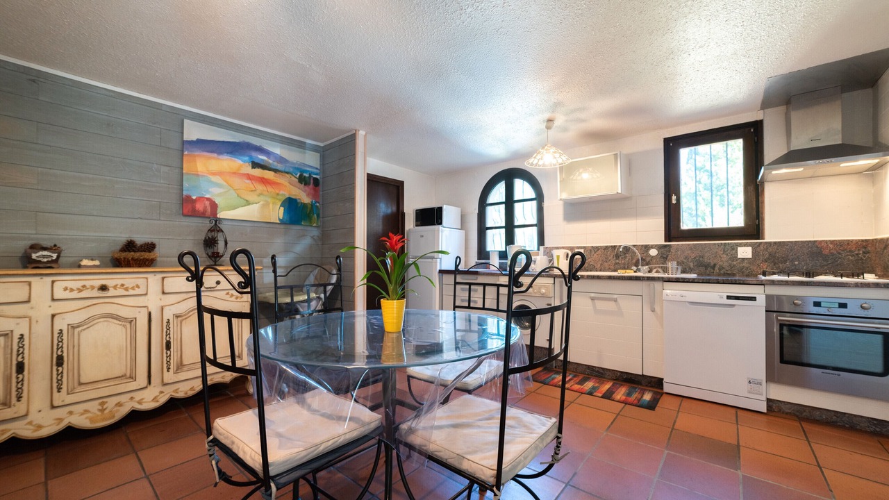 Photo of Kitchen in Montesquieu-des-Alberes