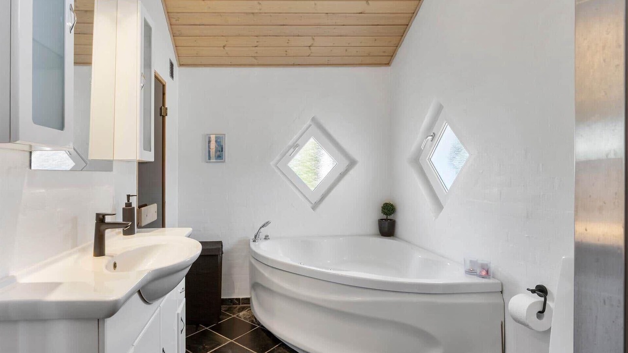 Photo of Bathroom in Østerskov