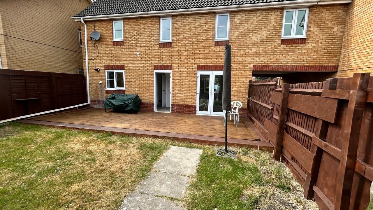 Photo of Others in Luton