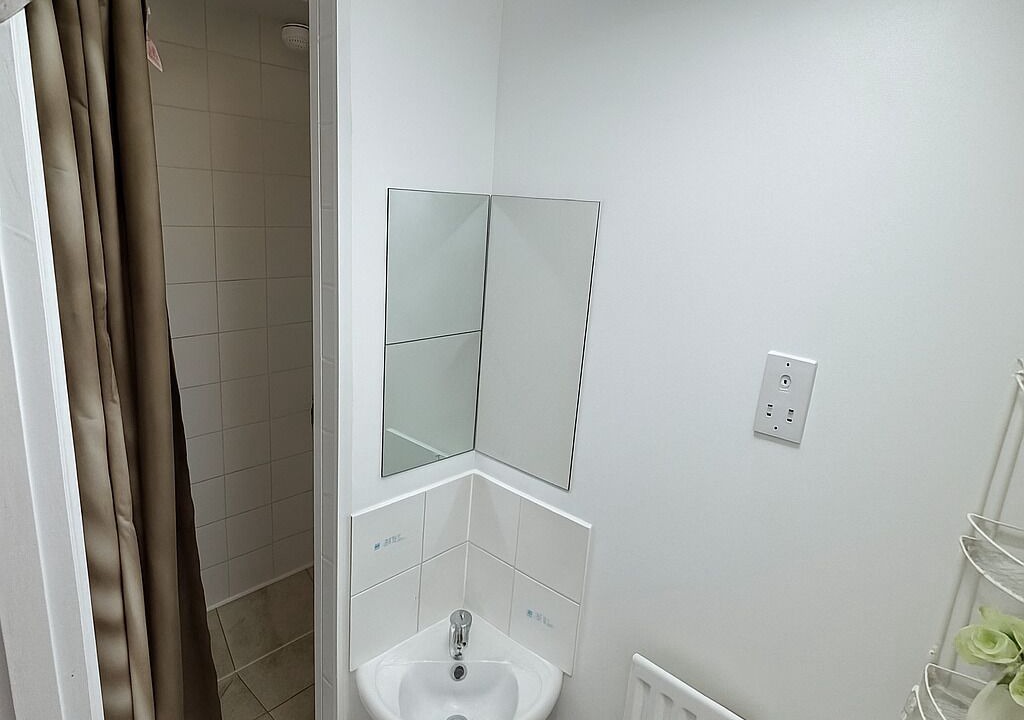 Photo of Bedroom in Luton