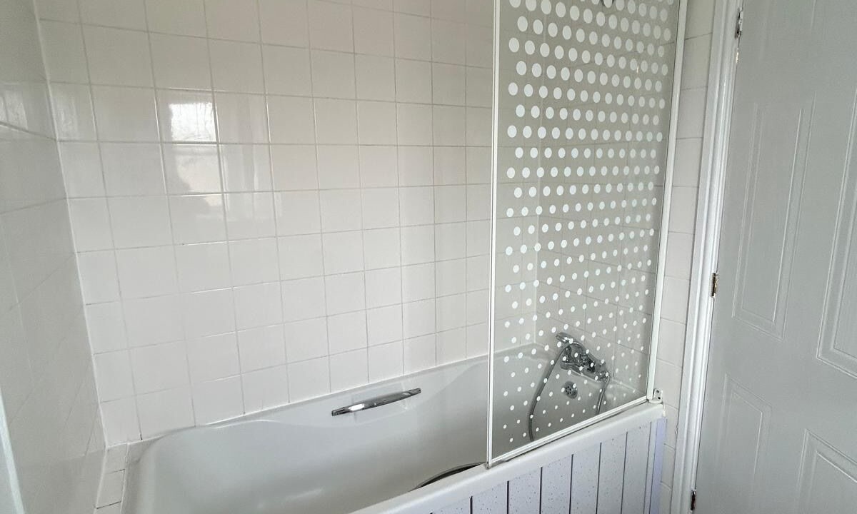 Photo of Bathroom in Luton