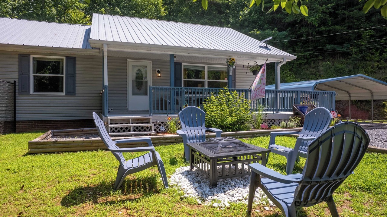 Photo of Patio Balcony in Cherokee