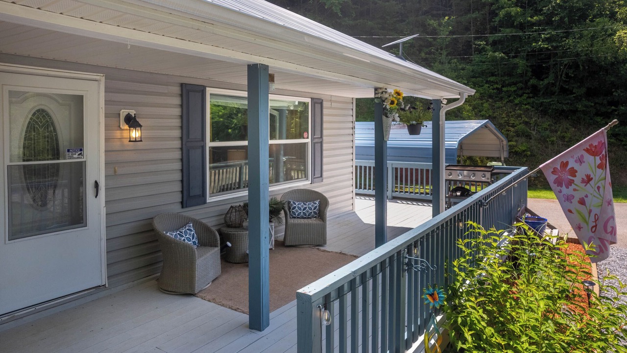 Photo of Patio Balcony in Cherokee