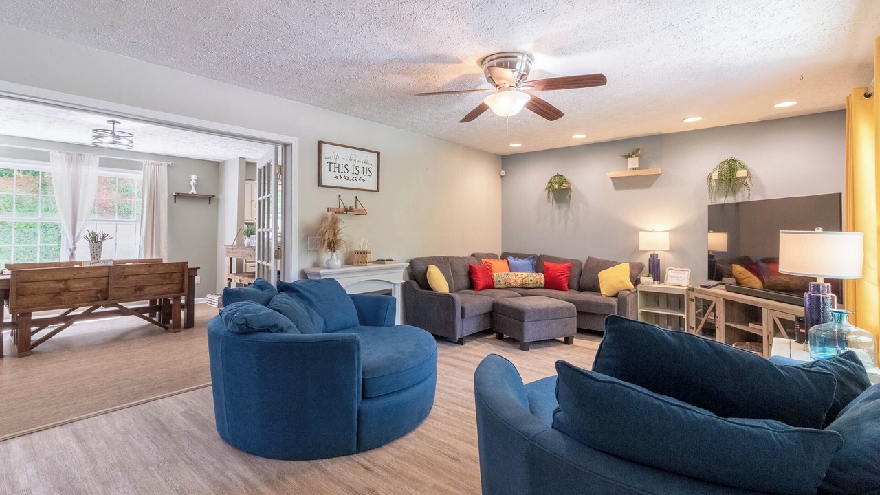 Photo of Livingroom in Cherokee