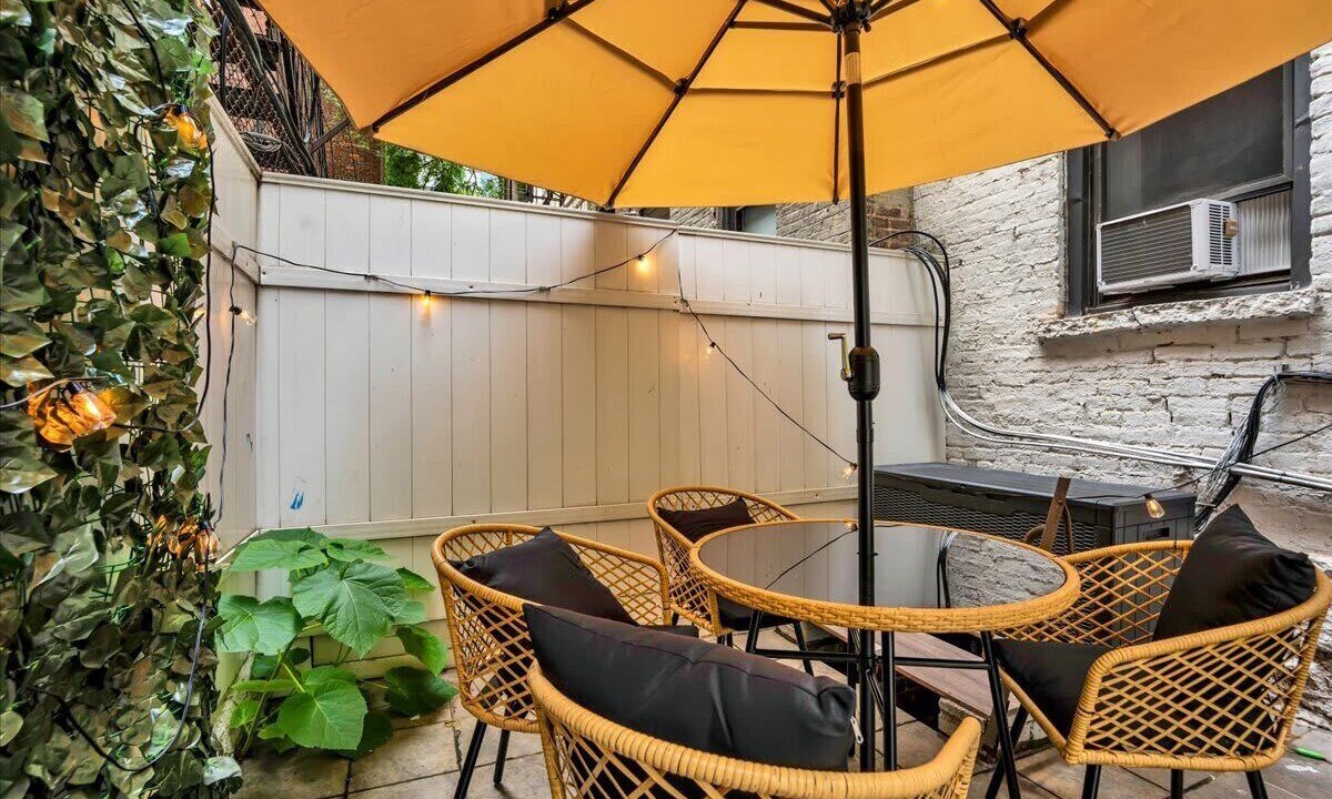 Photo of Outdoor in Gramercy