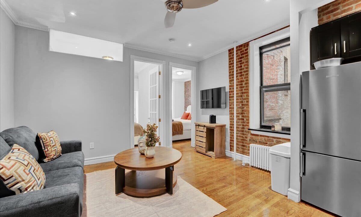 Photo of Livingroom in Gramercy