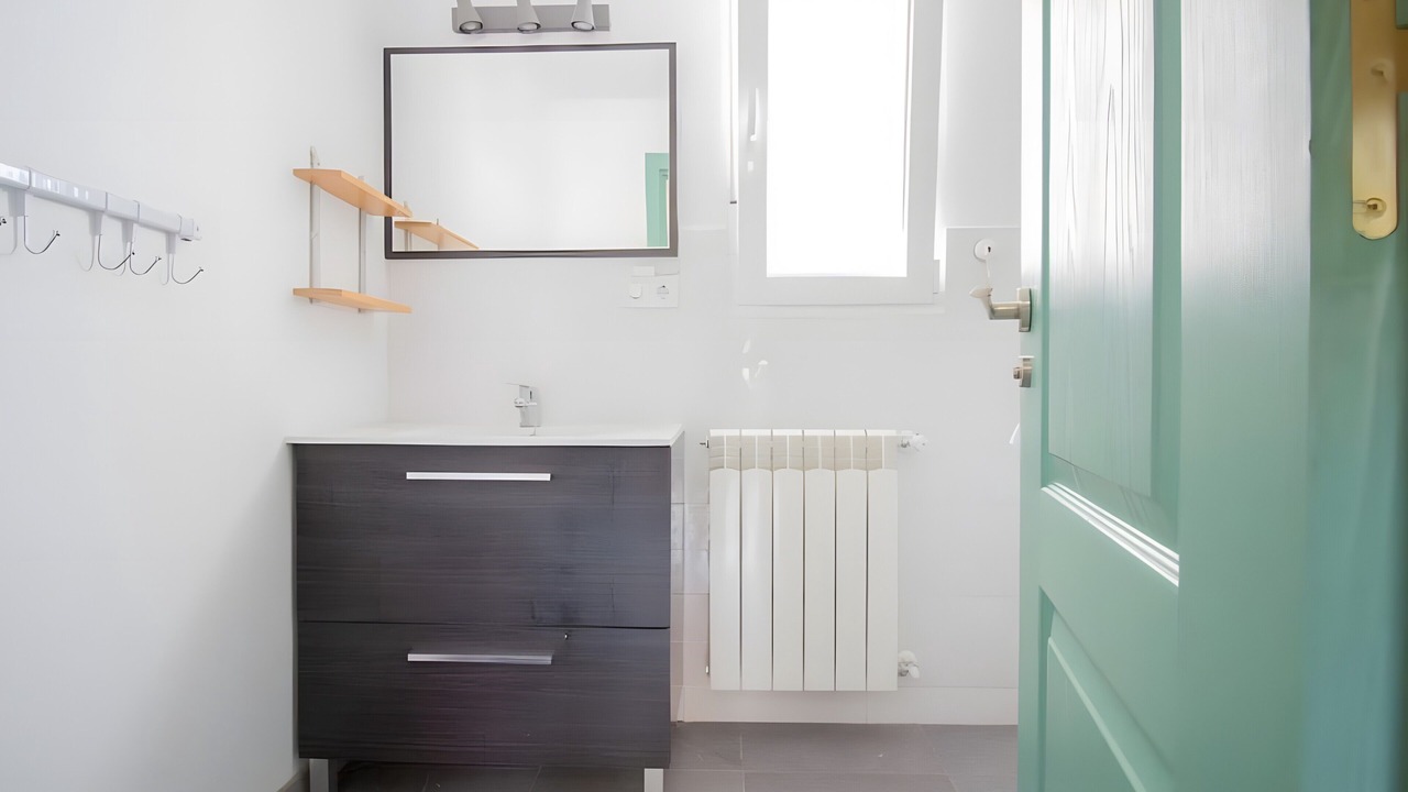 Photo of Bathroom in Cerezo de Abajo
