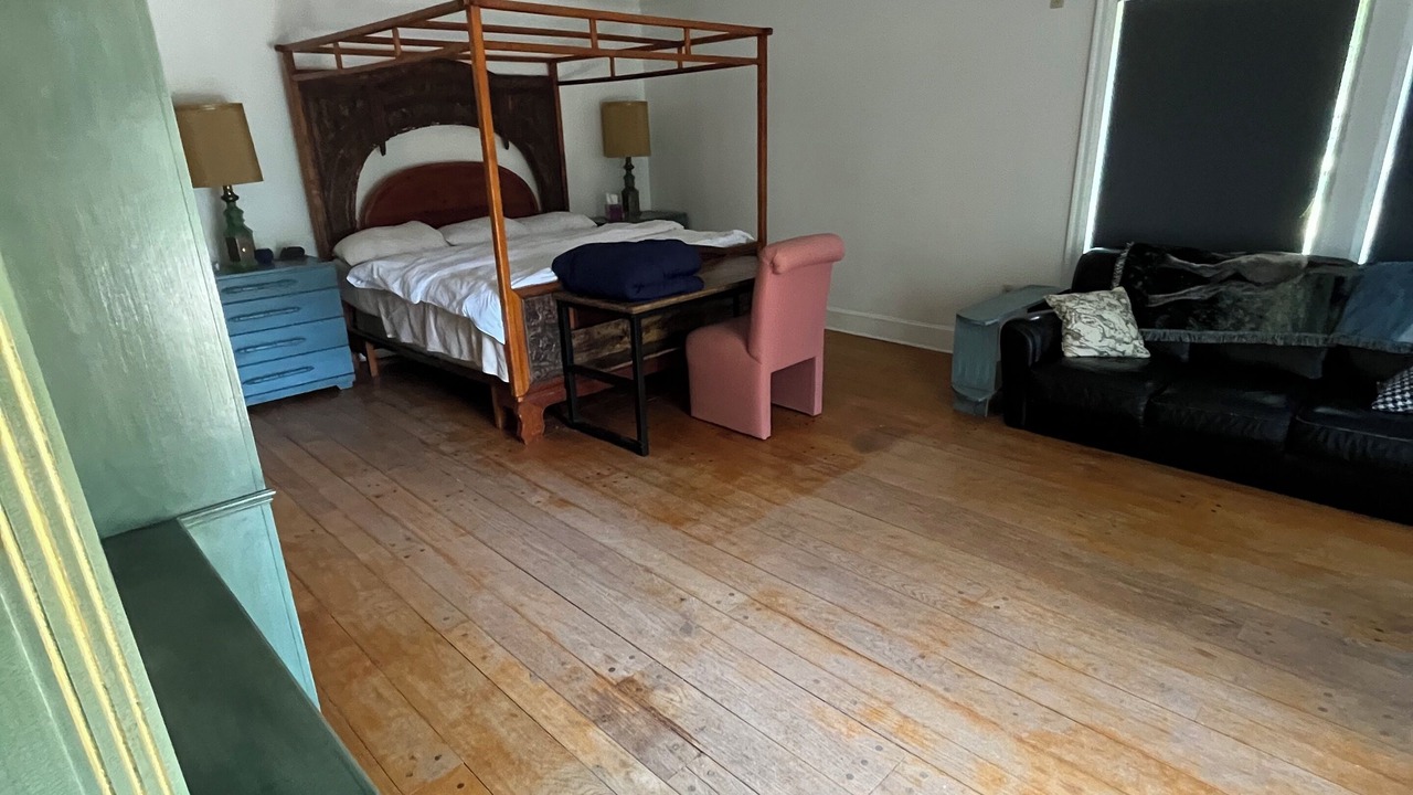 Photo of Bedroom in Clarksdale