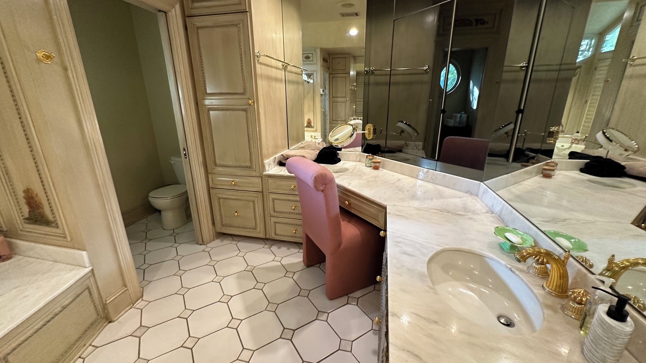 Photo of Bathroom in Clarksdale