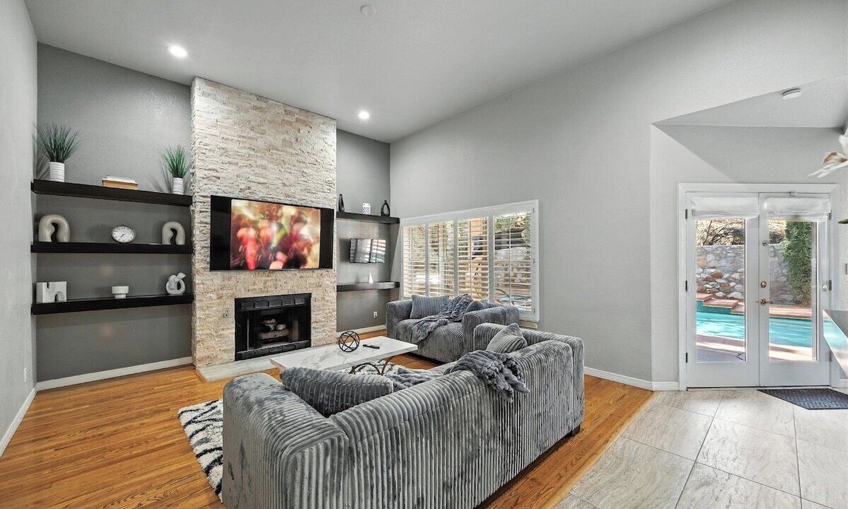 Photo of Livingroom in El Paso
