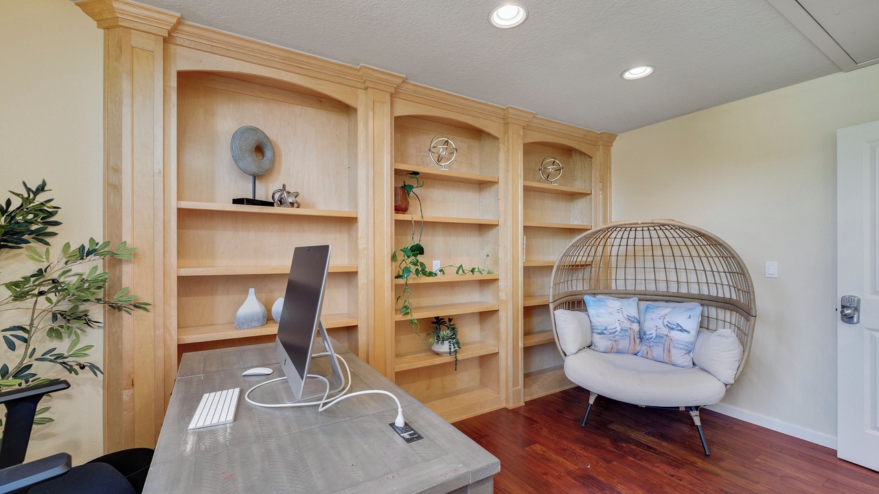 Photo of Others in Happy Valley