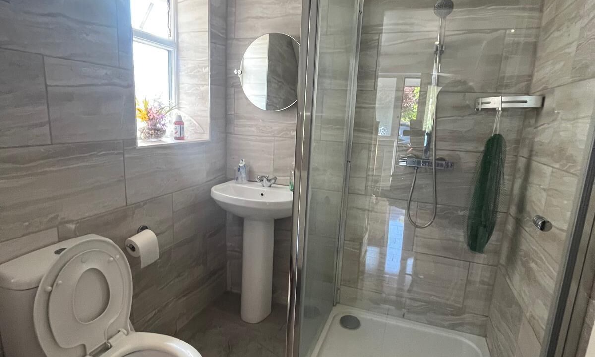Photo of Bathroom in South Hornchurch