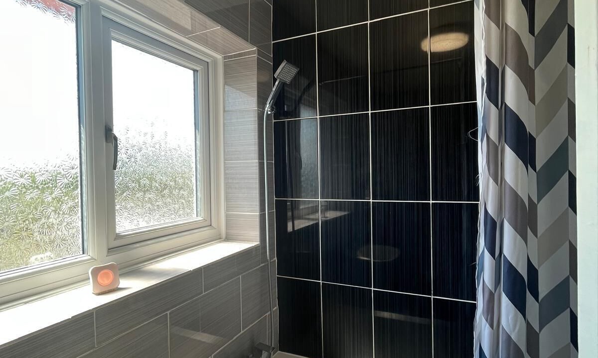 Photo of Bathroom in South Hornchurch