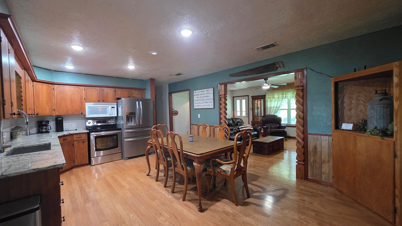 Photo of Kitchen in Elmo