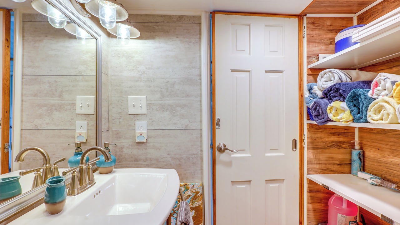 Photo of Bathroom in Comanche County