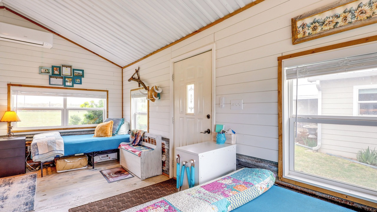Photo of Bedroom in Comanche County