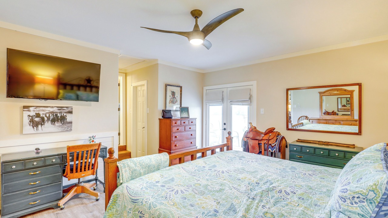 Photo of Bedroom in Comanche County