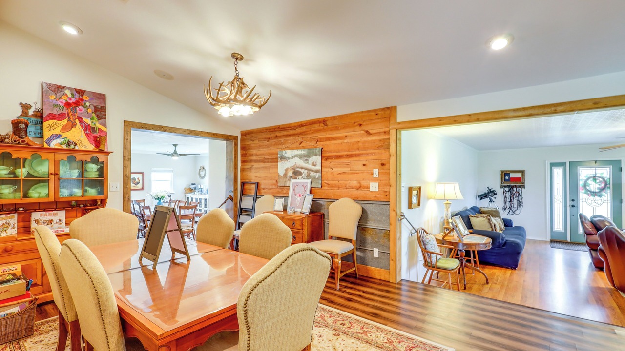 Photo of Bedroom in Comanche County