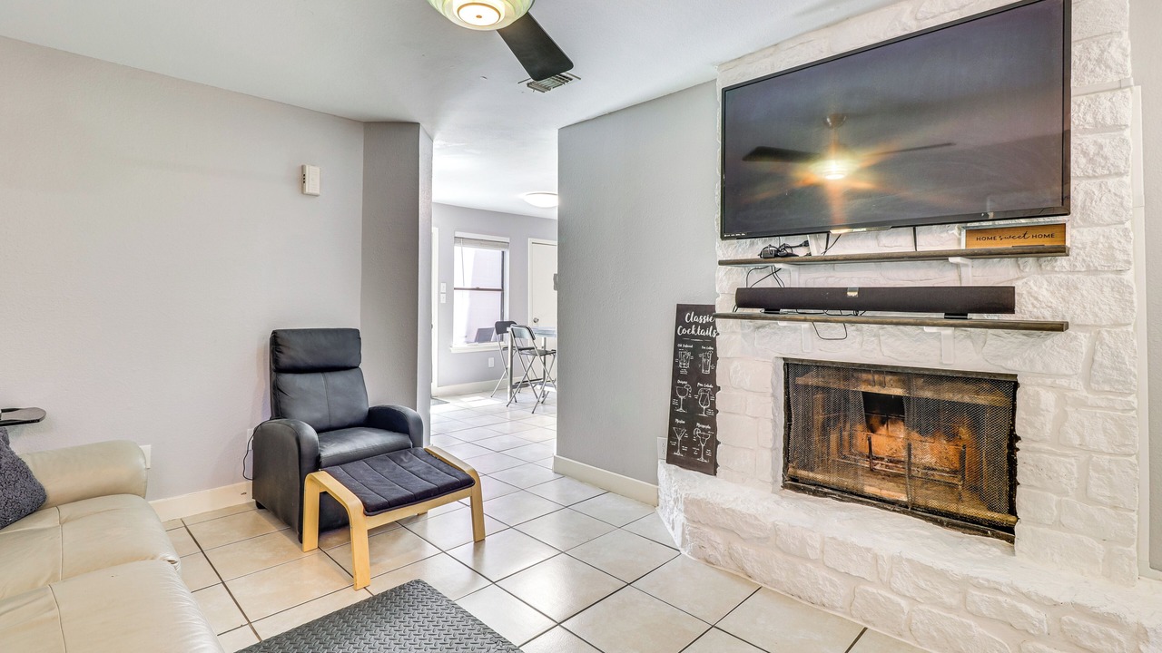 Photo of Livingroom in Parker Lane