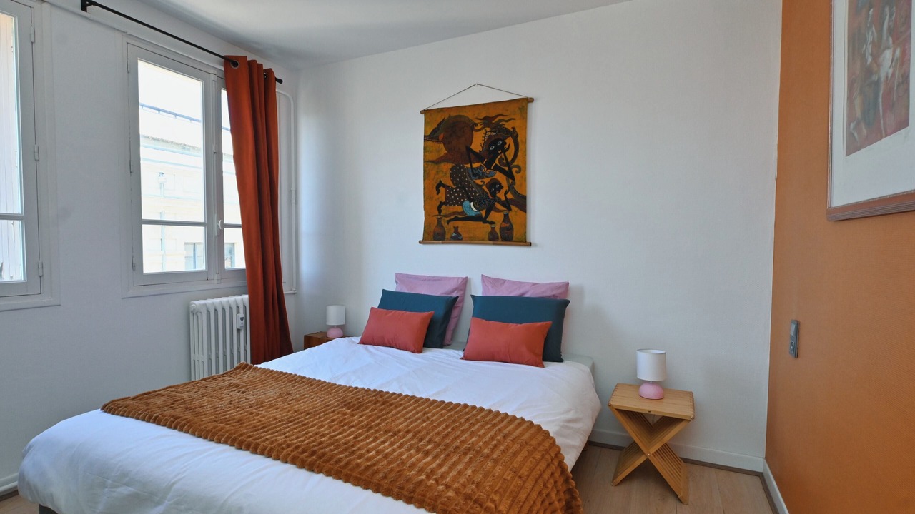 Photo of Bedroom in Beziers City Centre