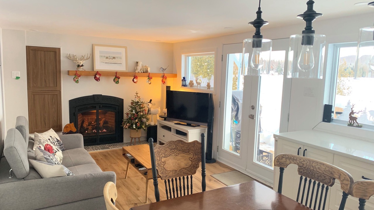 Photo of Livingroom in Ste-Lucie-des-Laurentides