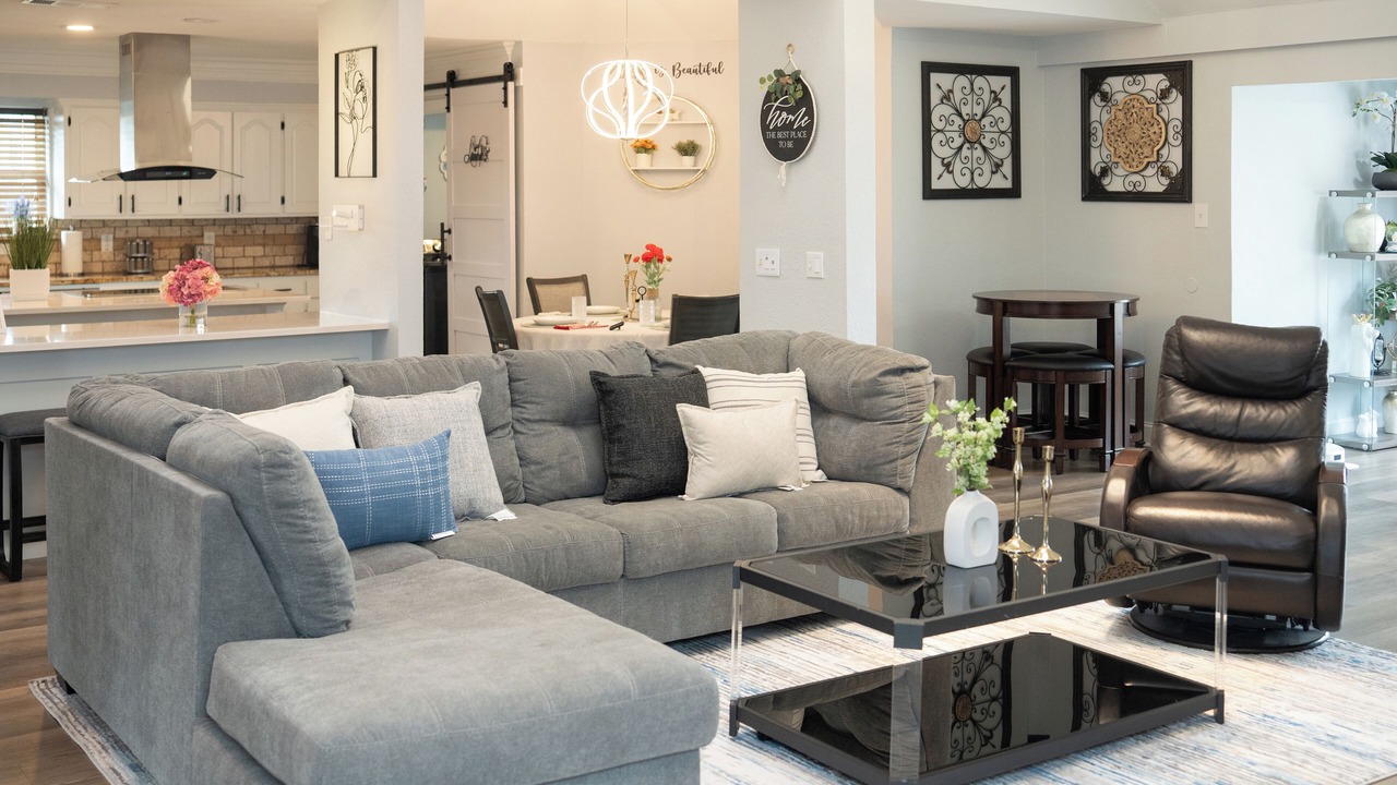 Photo of Livingroom in Tarrant County