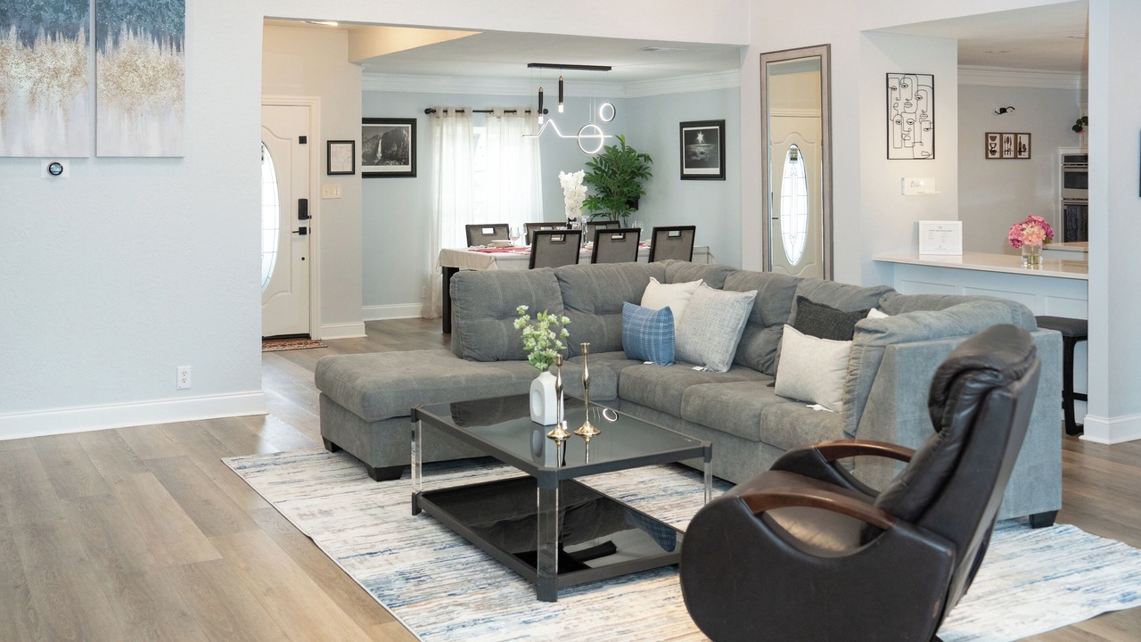 Photo of Livingroom in Tarrant County