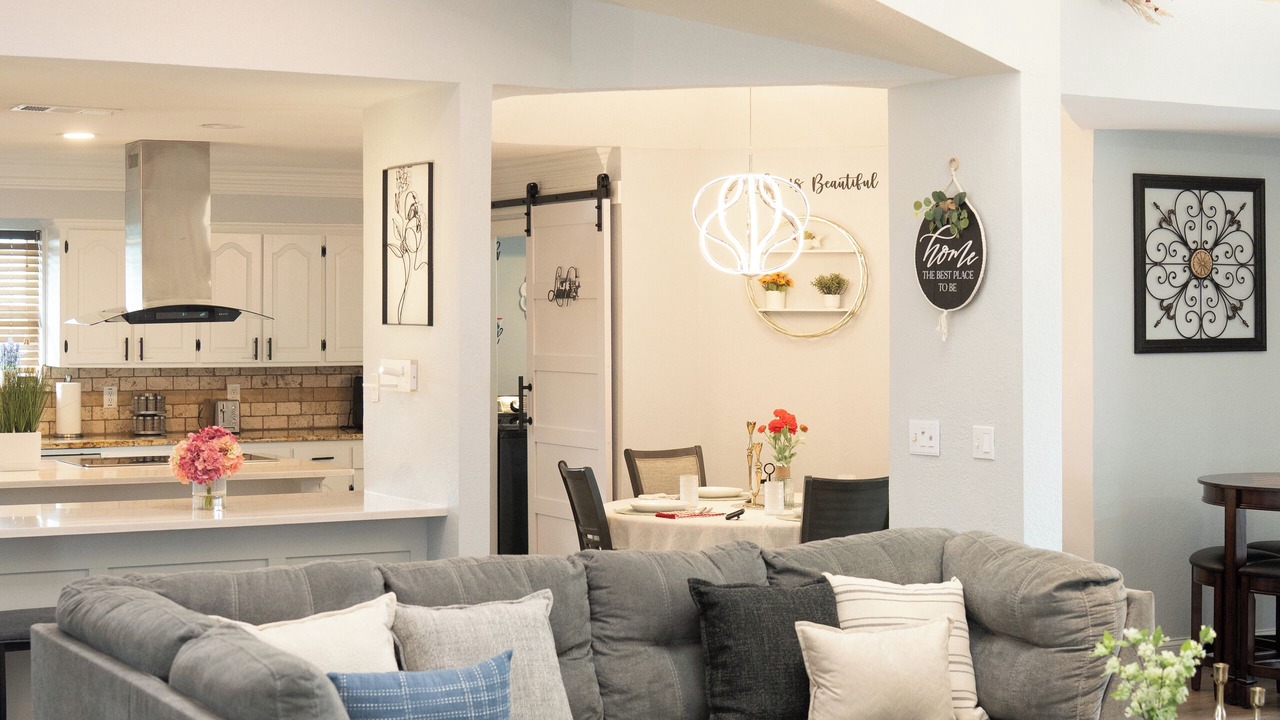 Photo of Livingroom in Tarrant County