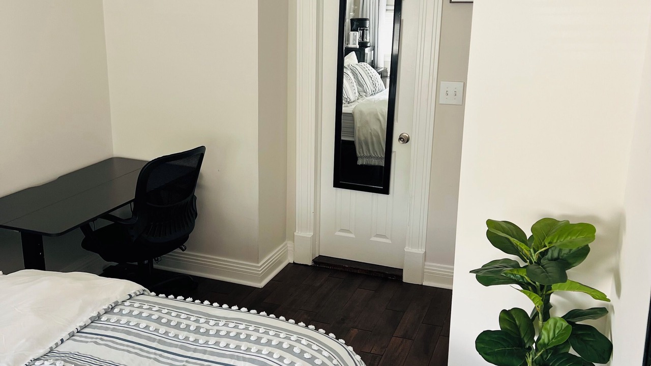 Photo of Bedroom in Ewing