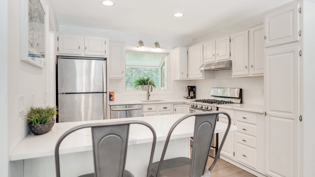 Photo of Kitchen in Northwest Harbor