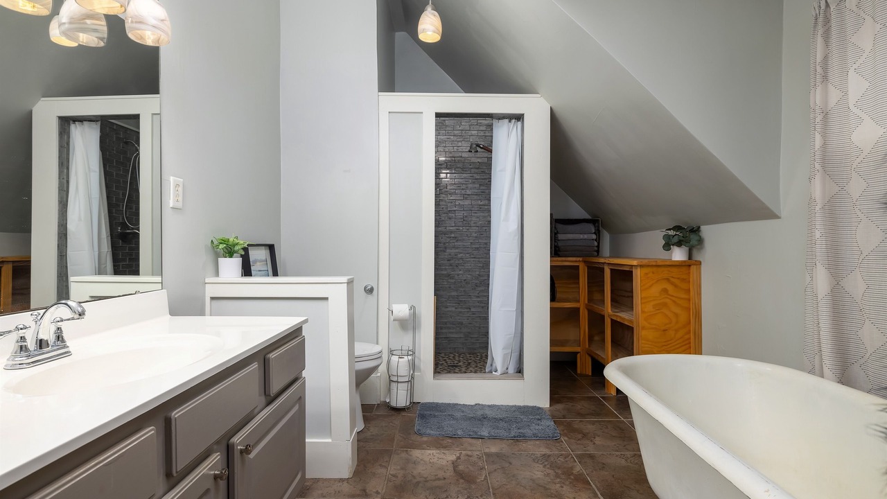 Photo of Bathroom in Five Points South