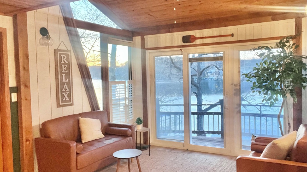 Photo of Livingroom in Barnett