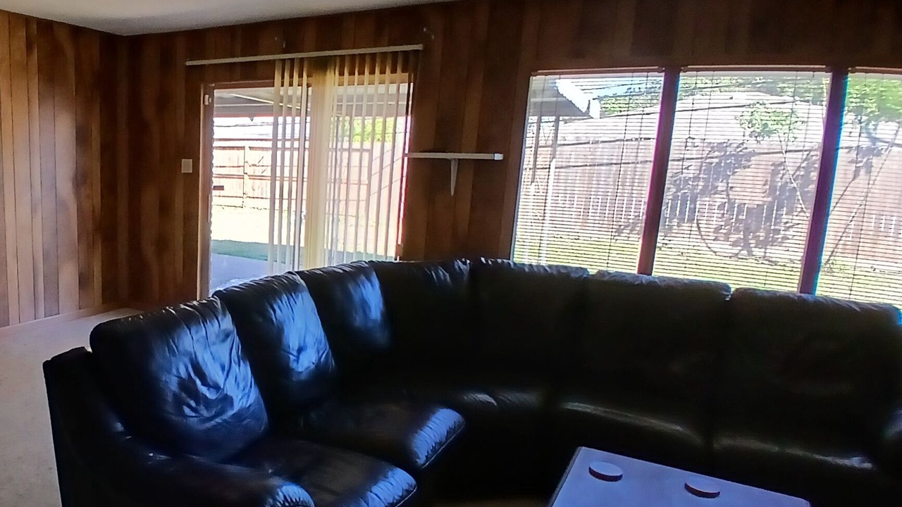 Photo of Livingroom in Bay Area