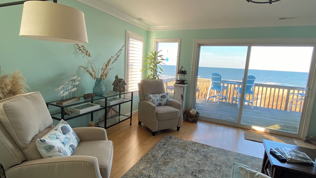 Photo of Livingroom in Willoughby Spit