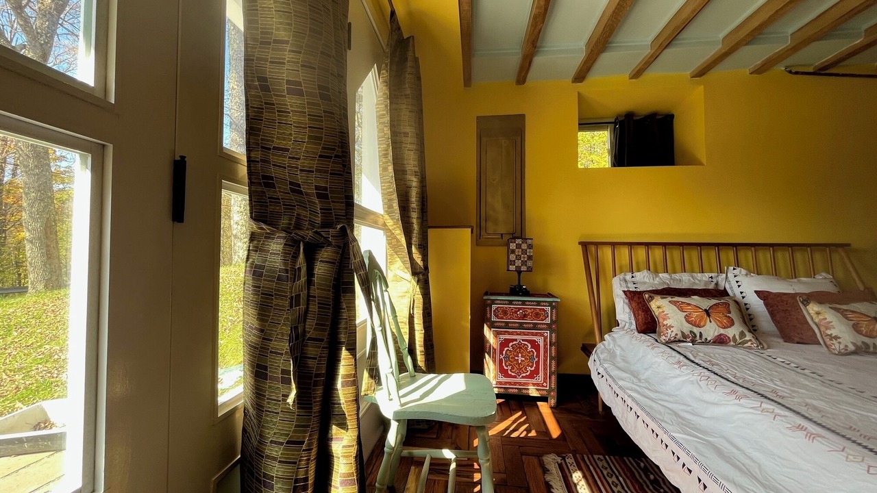 Photo of Bedroom in Long Eddy