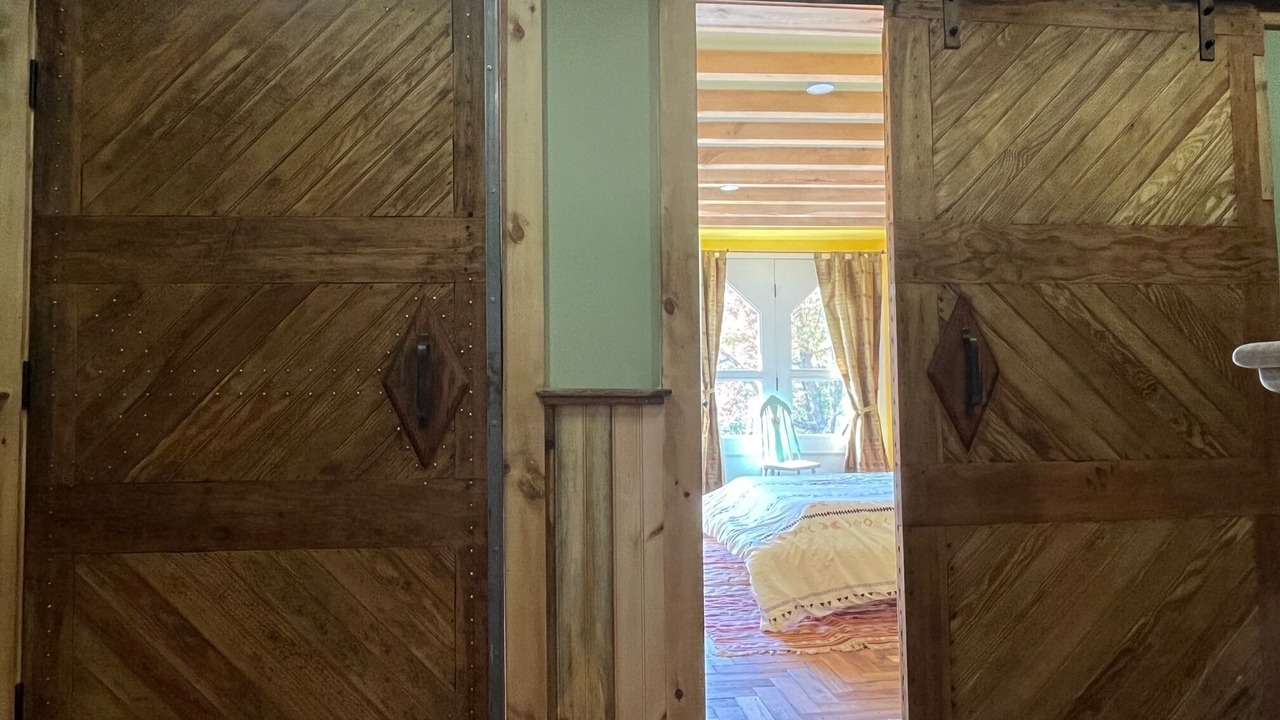 Photo of Bedroom in Long Eddy