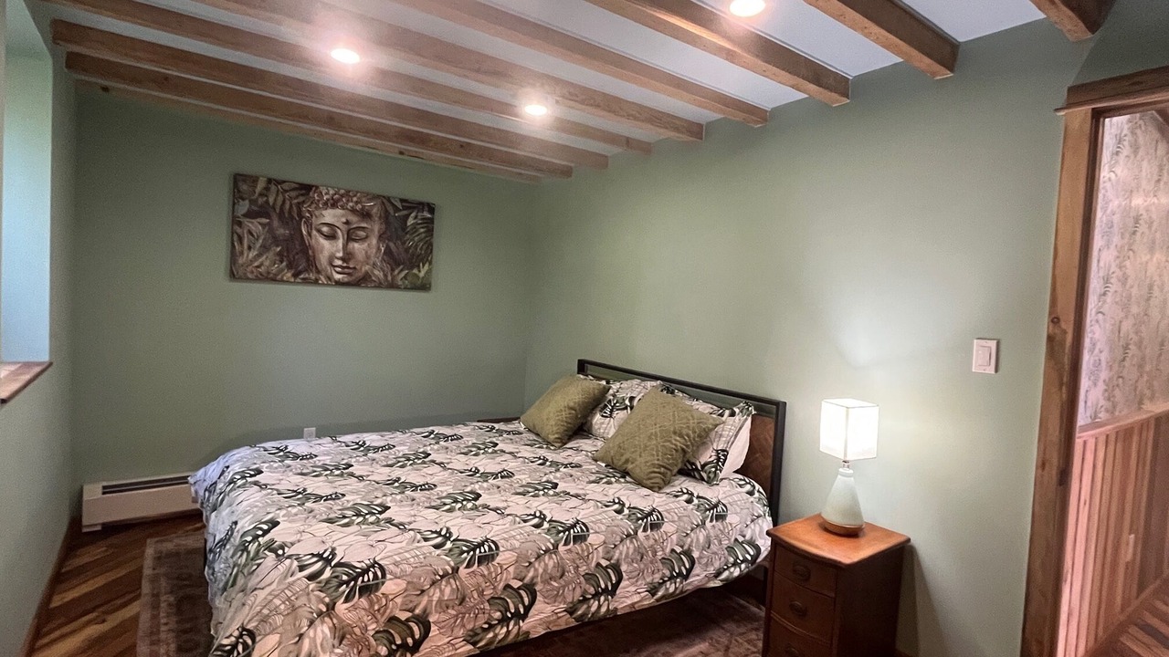 Photo of Bedroom in Long Eddy
