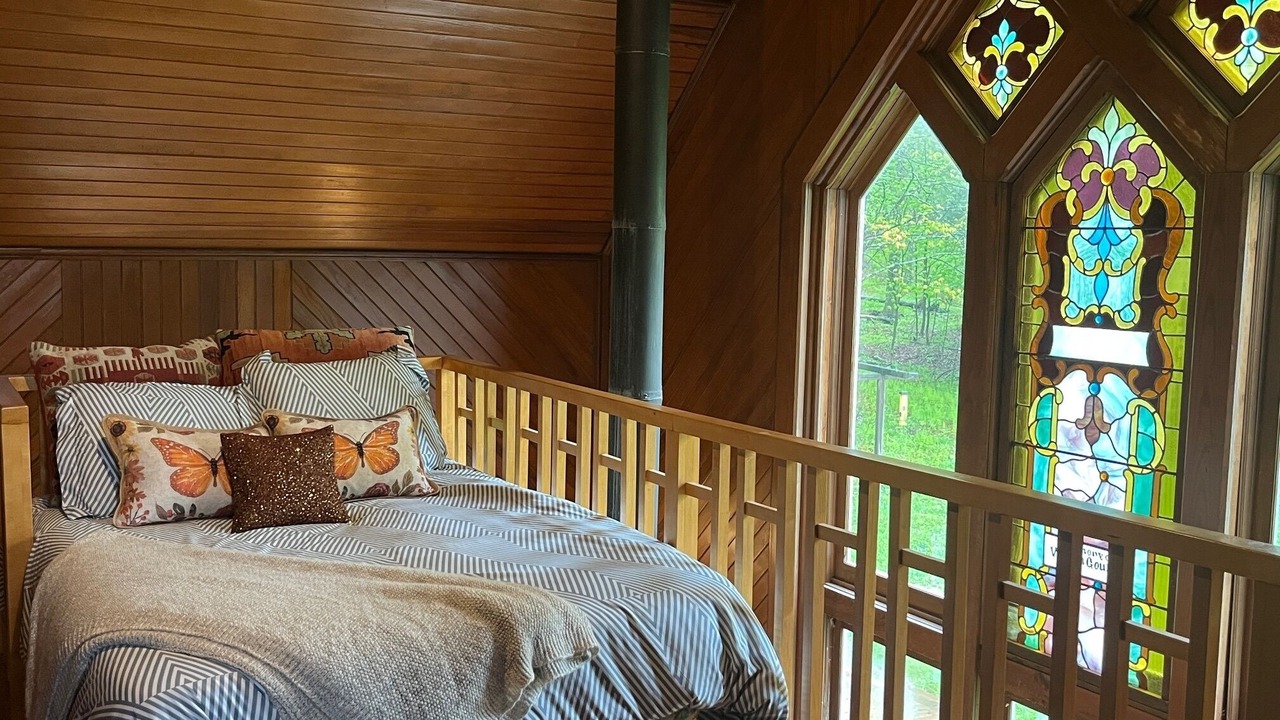 Photo of Bedroom in Long Eddy